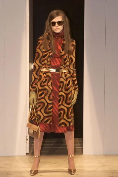 Look 29